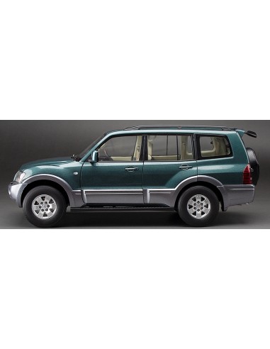 Mitsubishi Pajero V73 Green 1/18 -...
