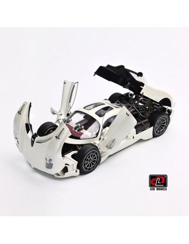 Pagani Utopia White 1/18 -...