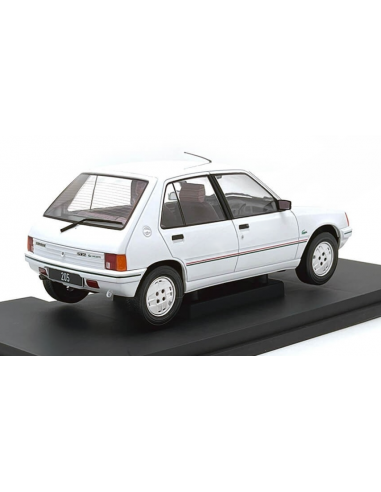 Peugeot 205 1984 1/18 - MCG18493 MCG