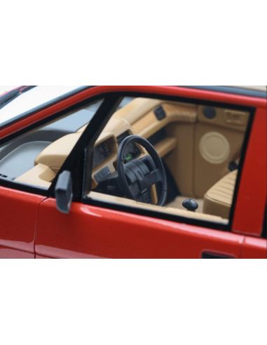 Renault Espace 2000 TSE 1984 Red 1/18...