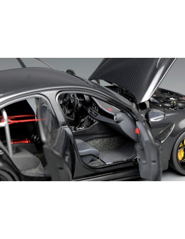 Alfa Romeo Giulia GTAM Full Carbon...