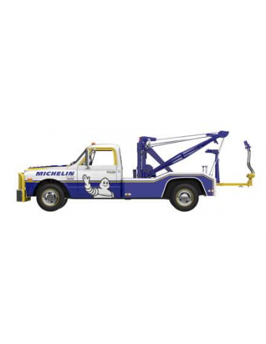Chevrolet C-30 Dually Wrecker...
